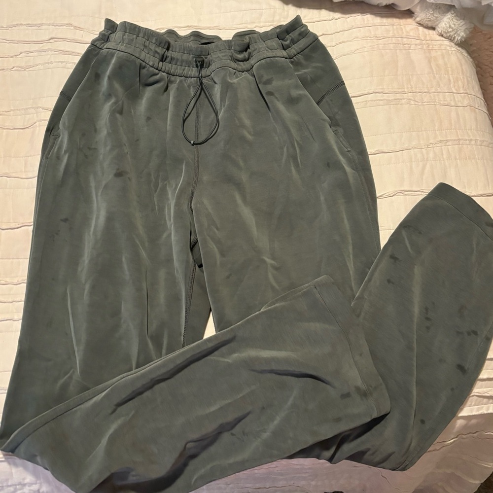 Lululemon softstreme high-rise sweatpant